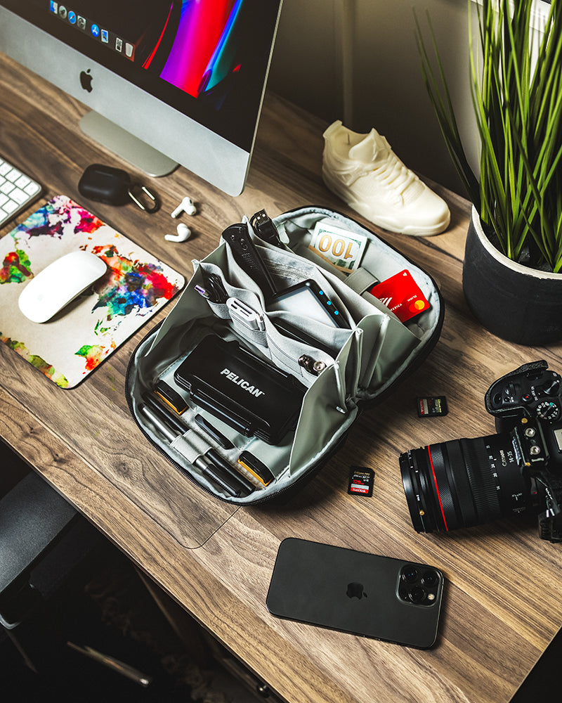 Tech Pouch (Black/Grey)