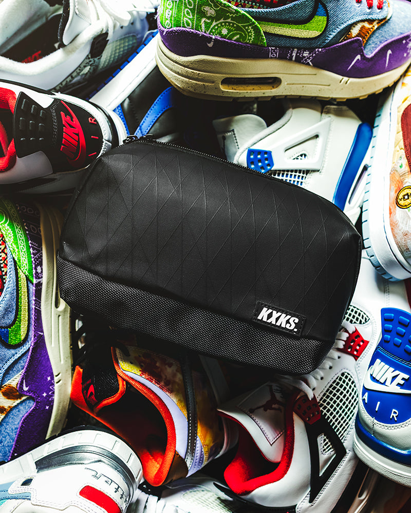 Tech Pouch (Black/Grey)