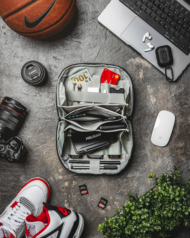 Tech Pouch (Black/Grey)